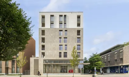 Appartement/penthouse de 2 chambres à coucher dans le Quartier Bleu à Hasselt avec terrasse spacieuse dans un quartier social au bord de l'eau (achat d'un débarras, d'une place de parking, d'un garage possible).