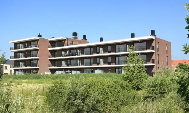 Aanzicht van een appartementsblok