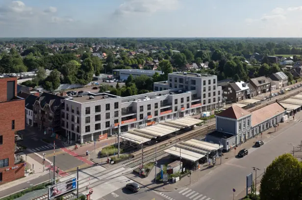 Geel Villa Spoorbloem appartement aan 6 procent living terras